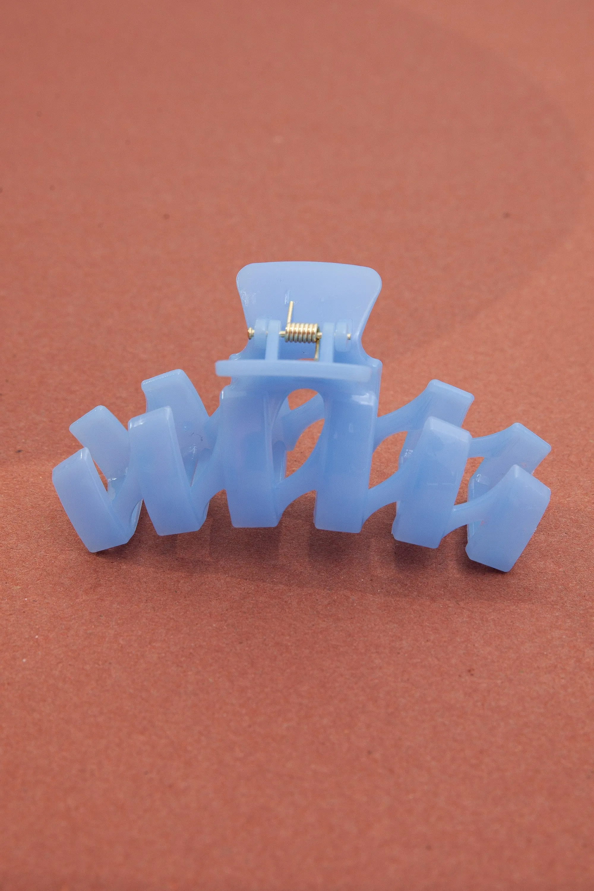 Jumbo Glossy Wavy Claw Clip