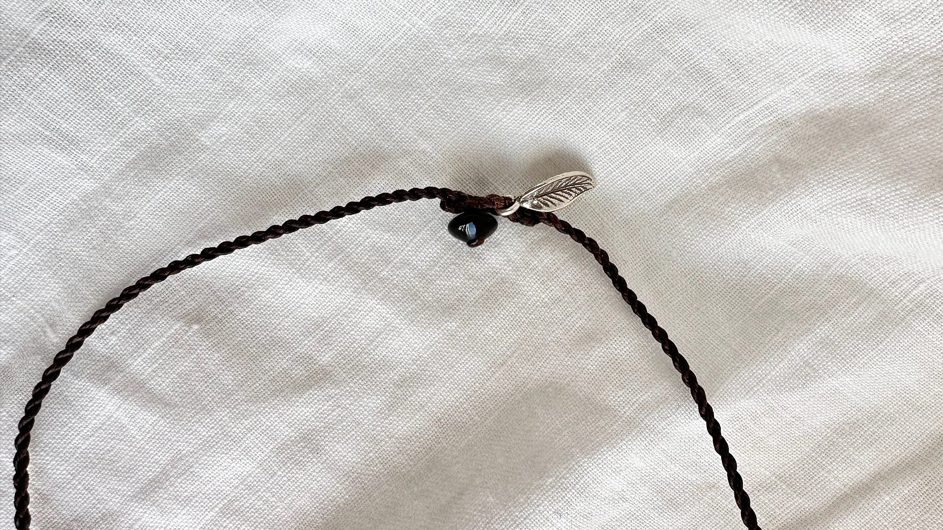 Labradorite and Silver Pendant Necklace. 1300