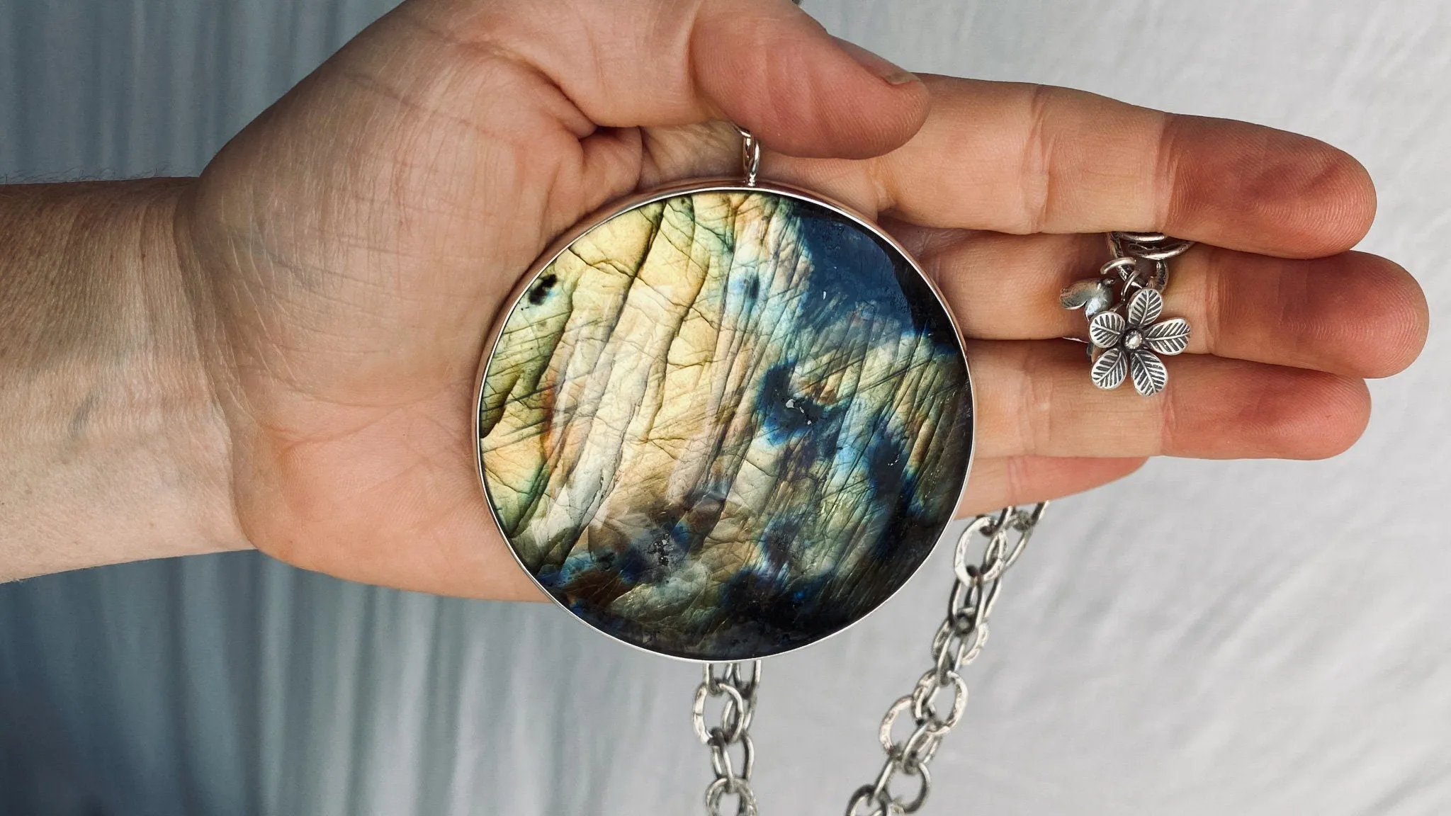Labradorite and Silver Pendant Necklace. Chunky Sterling Silver Chain. 0337