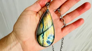 Labradorite and Silver Pendant Necklace. Chunky Sterling Silver Chain. 2714