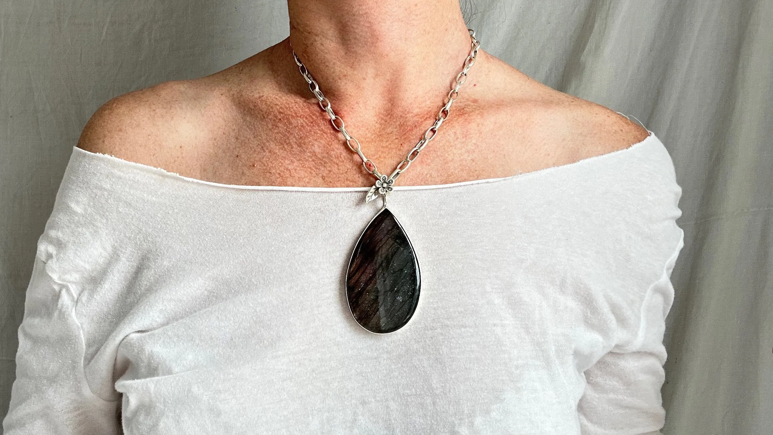 Labradorite and Silver Pendant Necklace. Sterling Silver Chain. 1188