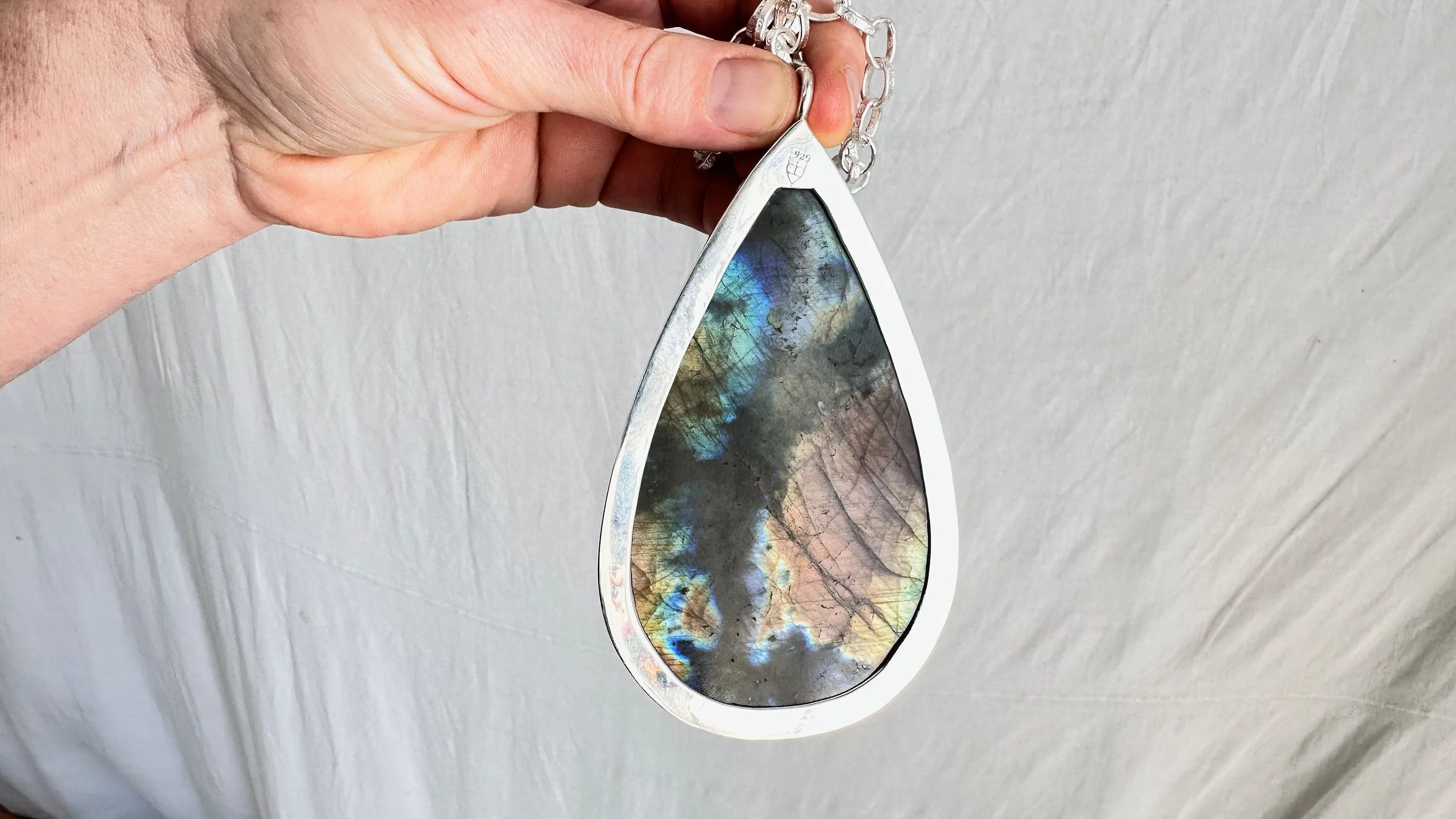 Labradorite and Silver Pendant Necklace. Sterling Silver Chain. 1334