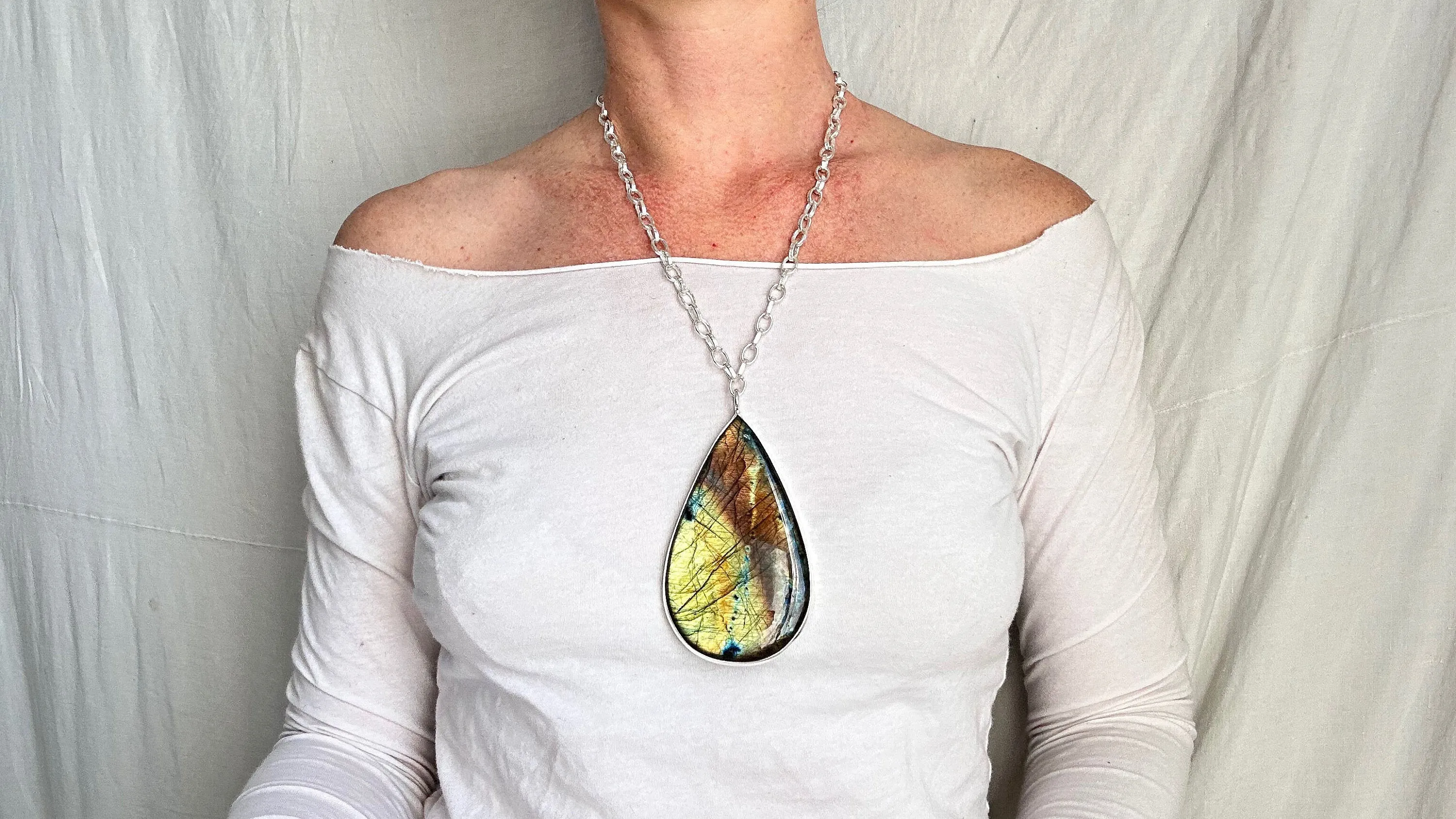 Labradorite and Silver Pendant Necklace. Sterling Silver Chain. 1334