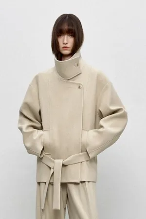 Strong silhouette mid-length jacket | 2 color