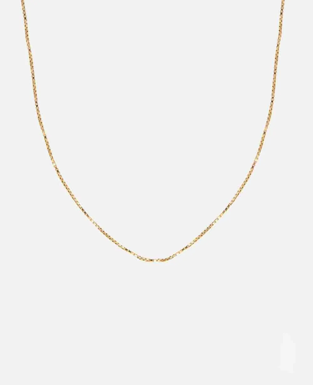 THIN CHAIN NECKLACE "GLOSSY"